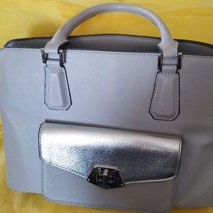 BEAUTIFUL PALE BLUE PURSE. NEW/ NO TAGS